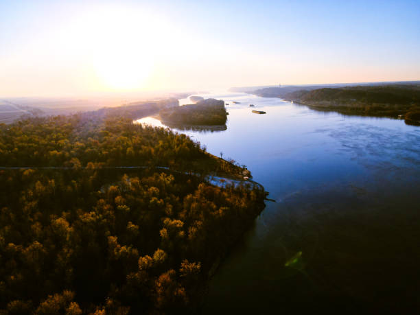 Aerial view of the Mississippi River and  the landscape A aerial view of the Mississippi River with a view of the landscape mississippi river stock pictures, royalty-free photos & images