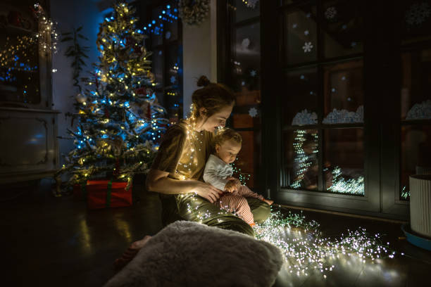 istock Magic Christmas night with my mum 1286231665
