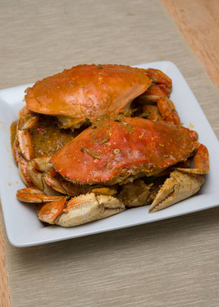 istock Stir fried Dungeness Crabs on serving plate 1286236980