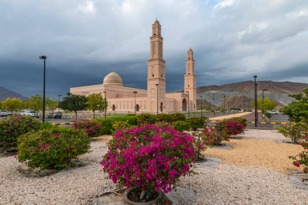 ファンジャモスク、ビッド、オマーンのスルタン。 - oman greater masqat mosque al khuwair mosque ストックフォトと画像