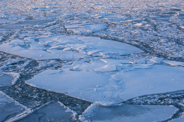 istock Ice Formations Lake Michigan 1286350119