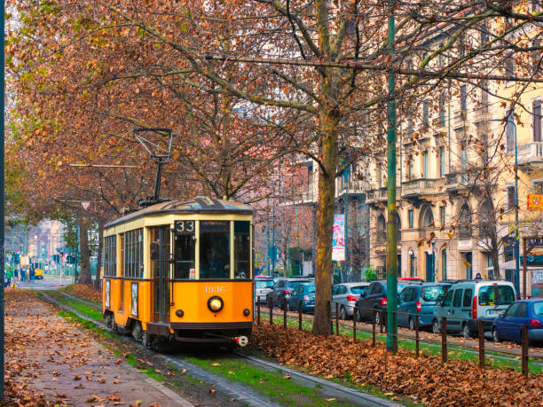 alte tranvia in mailand - milan italy cable car old italy stock-fotos und bilder