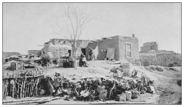 ilustraciones, imágenes clip art, dibujos animados e iconos de stock de foto antigua en blanco y negro de los estados unidos: pueblo - anasazi