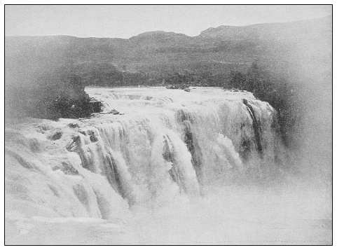 Antique black and white photo of the United States: Shoshone falls