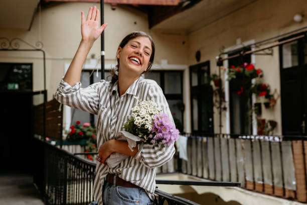 istock Thank you for the flowers hun 1286382301
