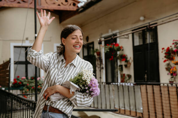 istock Positive vibe and flowers 1286383249