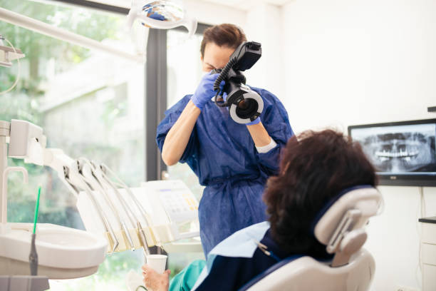 istock Dentist photographic teeth on patient. 1286386326