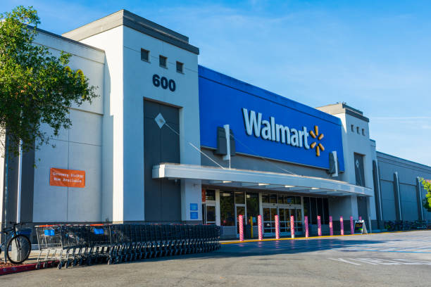 extérieur et entrée du magasin walmart - walmart photos et images de collection