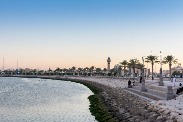 Corniche park under twilight light in the city of Dammam, Saudi Arabia Corniche park under twilight light in the city of Dammam, Saudi Arabia dammam photos stock pictures, royalty-free photos & images