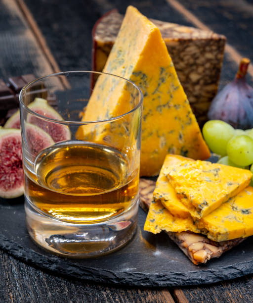 istock Tasting of Scotch single malt whisky and British cheeses 1286471514