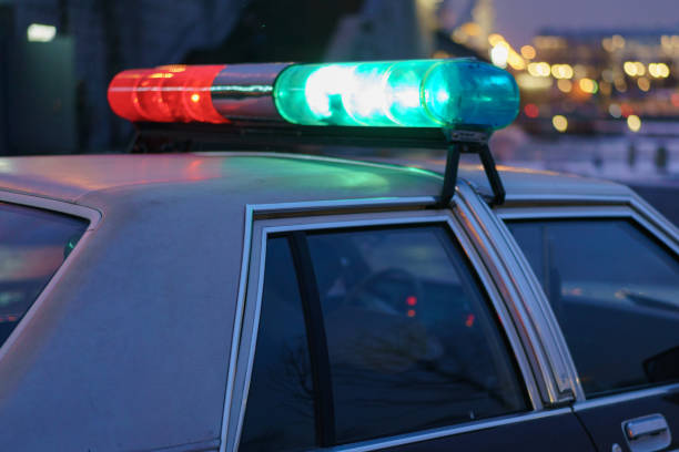 istock Police car siren in night 1286552405