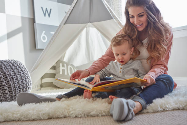 istock He loves a good story 1286553809