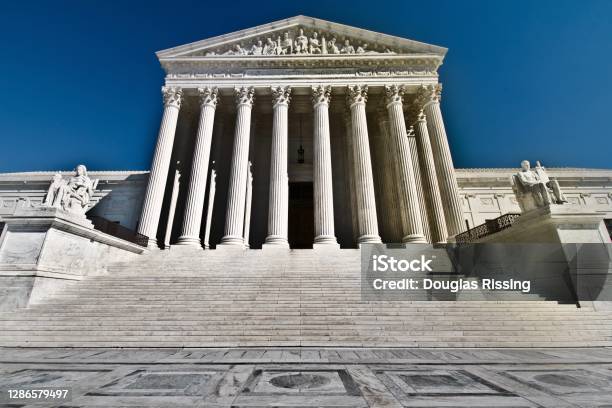 Us Justice Department Stock Photo - Download Image Now - Supreme Court, U.S. Supreme Court, Building Exterior