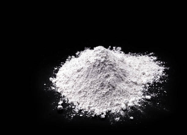 istock Potassium oxide, whose chemical formula is KO, consists of a white compound consisting of oxygen and potassium. 1286582544