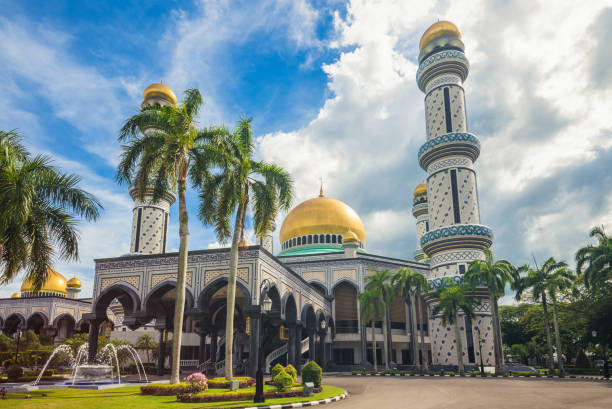 istock Jame Asr Hassanil Bolkiah Mosque 1286605119
