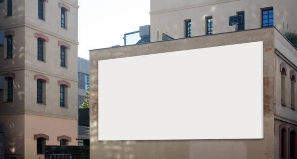 blank billboard on the wall of building - horizontal nobody outdoors photography imagens e fotografias de stock