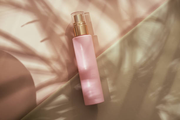 istock Pink cosmetic beauty bottle minimalist flatlay 1286713167