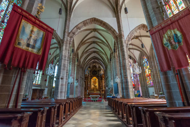Inside view of the historic church in Perchtoldsdorf, Austria Perchtoldsdorf/ Austria May 18, 2020: Interior View of the Historic Church in Perchtoldsdorf perchtoldsdorf stock pictures, royalty-free photos & images