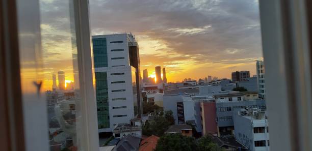 istock Sunset in build city 1286810972