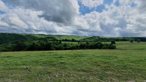 istock On top of the hill 1286908826