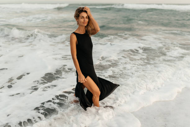 1K+ Swimsuit Model Pictures | Download Free Images on Unsplash