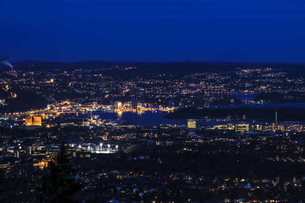 istock Oslo view from Holmankollen by dusk 1287037819