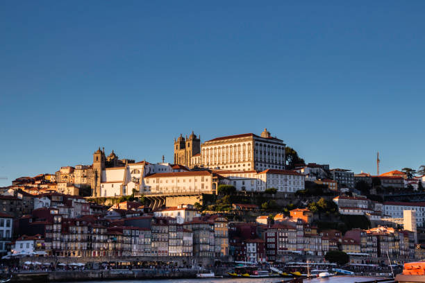istock Porto (Portugal) - Ribeira Neighbourhood 1287089808