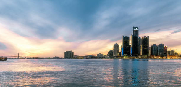 istock Detroit, Michigan - Skyline at Dusk 1287099039