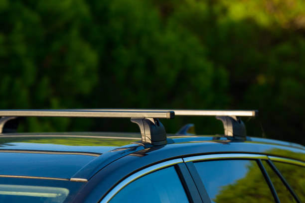 roof rack on station wagon or estate car - barras de tejadilho imagens e fotografias de stock