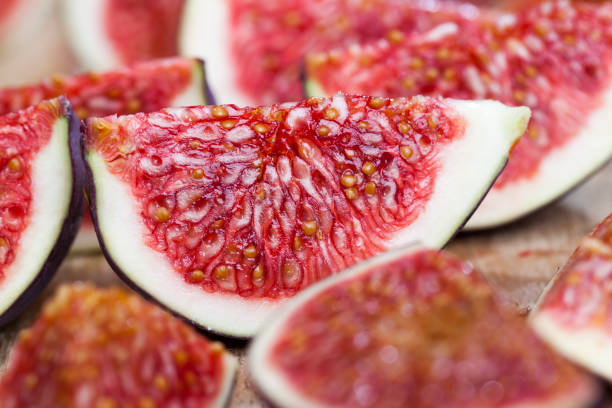 red delicious fig pulp with seeds - 2359 imagens e fotografias de stock