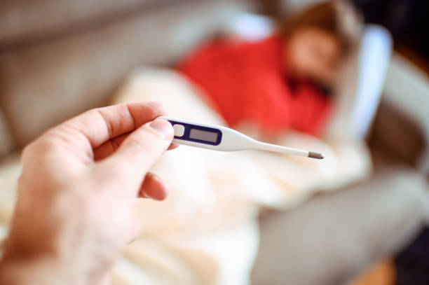 istock Girl get virus 1287242667