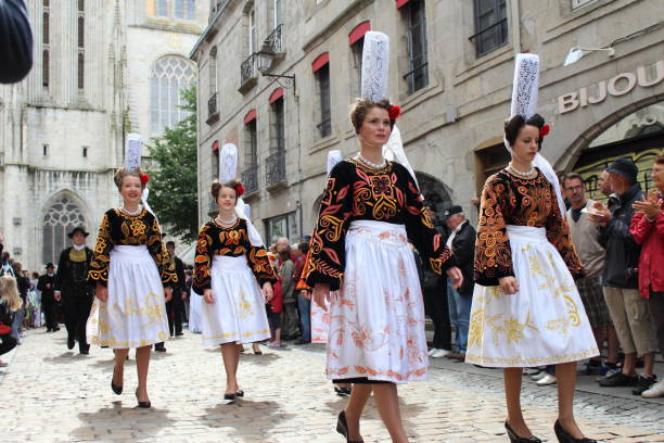 le festival traditionnel annuel de cornouaille dans la ville de quimper, bretagne-france. - tradition française photos et images de collection