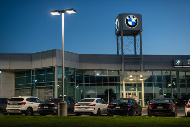 BMW Dealership Halifax, Canada - November 22, 2020 - O'Regans BMW/Mini dealership located in Halifax's North End. The German manufacturer had sales of over 2.5 million vehicles in 2019. bmw stock pictures, royalty-free photos & images