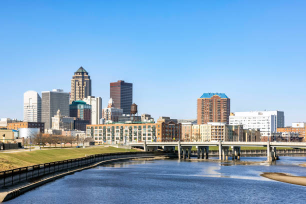 Downtown Des Moines Skyline at Daytime Downtown Des Moines Skyline and the Des Moines River at Daytime. iowa photos stock pictures, royalty-free photos & images