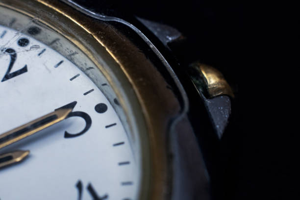 istock The hands on the clock at three o'clock in the afternoon close up 1287355632