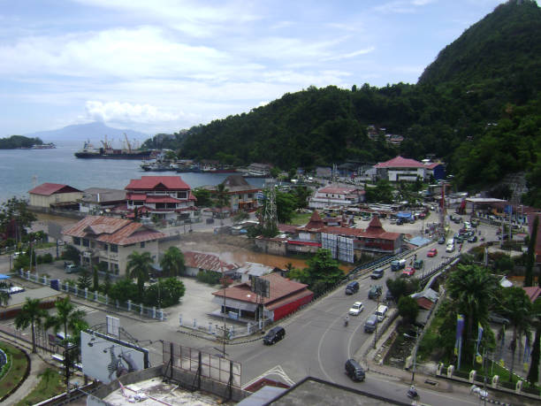 istock VIEW BUILDING AND SEA3 1287380099
