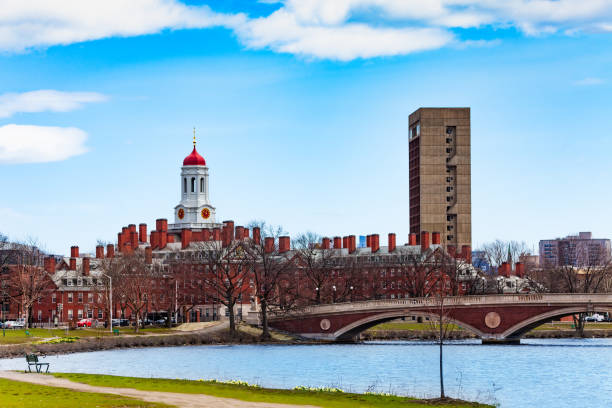 istock Dunster House and Boston University Bridge view 1287397826