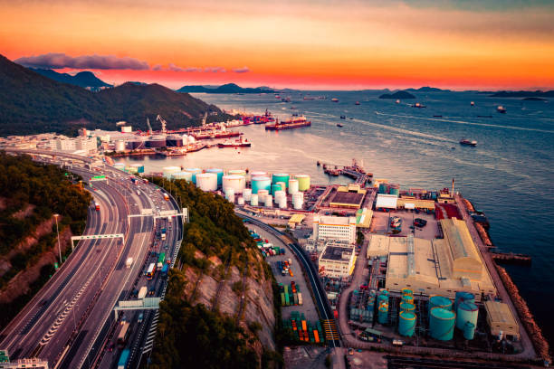 oil refinery plant from industry zone, aerial view oil and gas industrial, refinery factory oil storage tank and pipeline steel at sunset - oil storage tank storage compartment fuel and power generation imagens e fotografias de stock