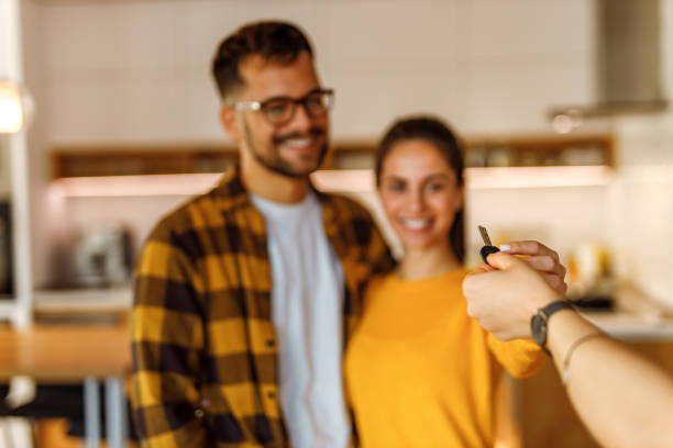 istock People buying house. 1287478108