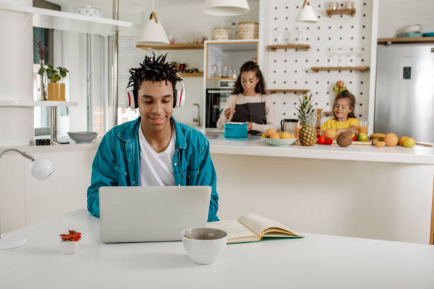 istock Work from home in noisy conditions 1287486426