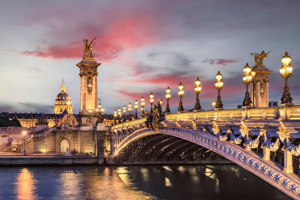 파리의 건축물 - pont alexandre iii 뉴스 사진 이미지