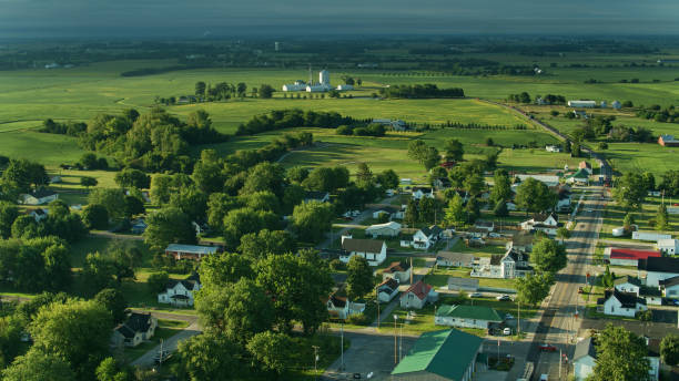 istock Aerial View of Mount Sterling, Ohio 1287538725
