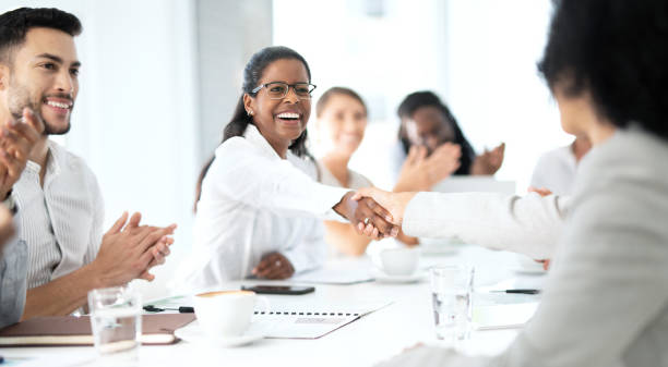 istock A growing team leads to growing profits 1287568100