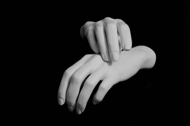 istock Hands of a mannequin 1287603298