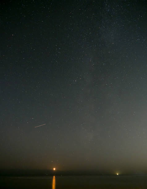 istock Moonset over the English Channel 1287637077