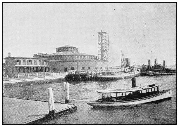 Antique black and white photograph of New York: Castle Garden