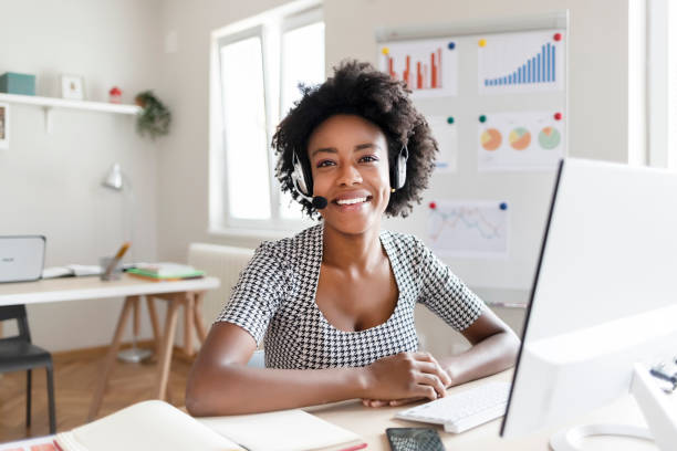 istock Our agents are ready to assist you 1287671443