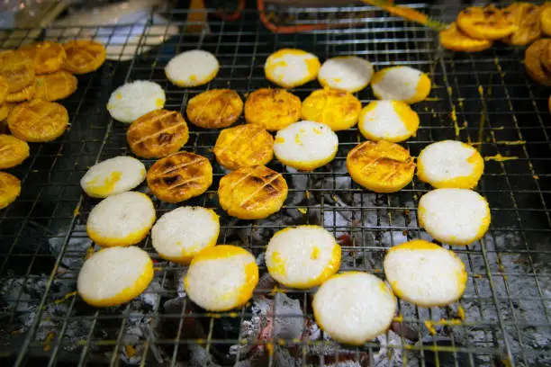 Grilled Sticky Rice with Egg that are sold in Thailand.