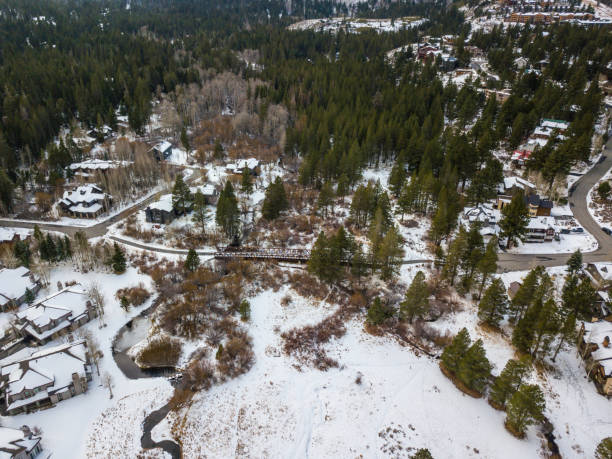 istock First snow of the season - 4K 1287702184