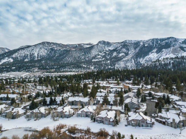 istock First snow of the season - 4K 1287702285